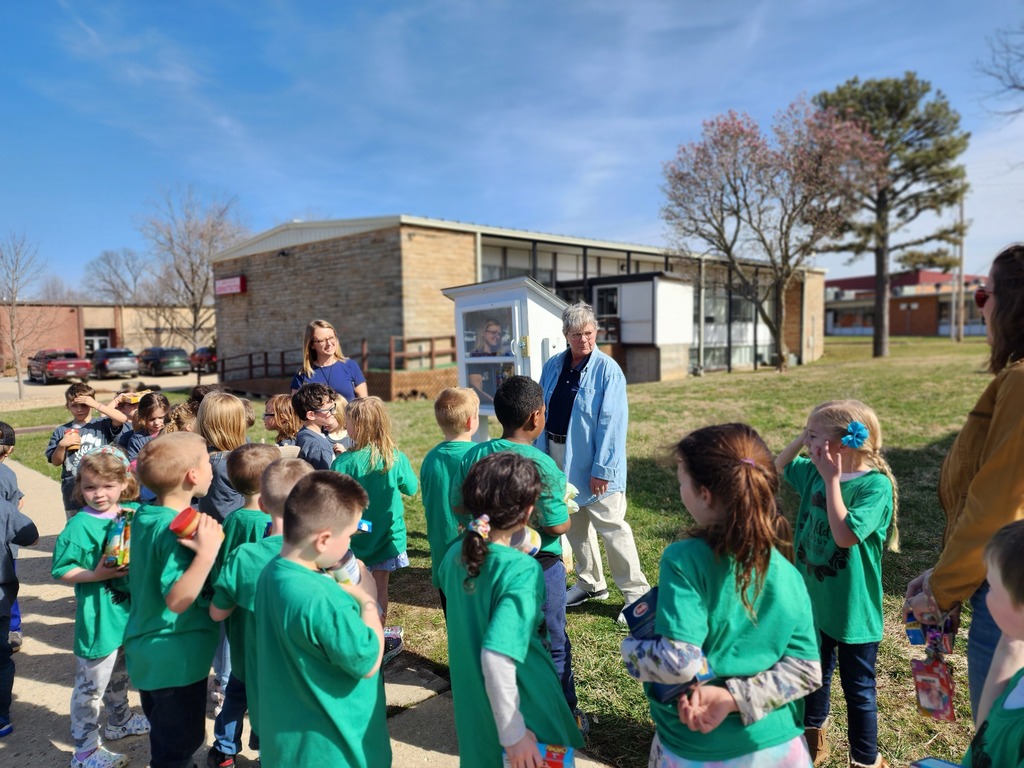 Mission Monday: Kindergarten Blessing Box