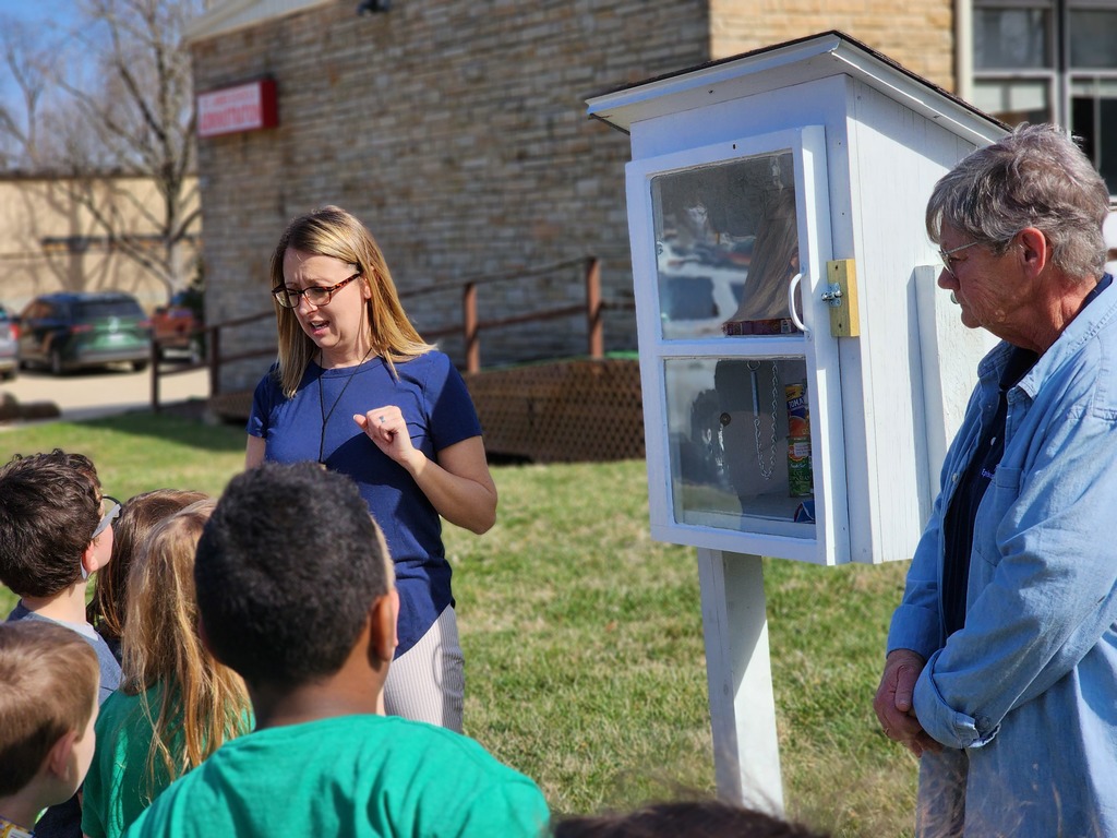 Mission Monday: Kindergarten Blessing Box