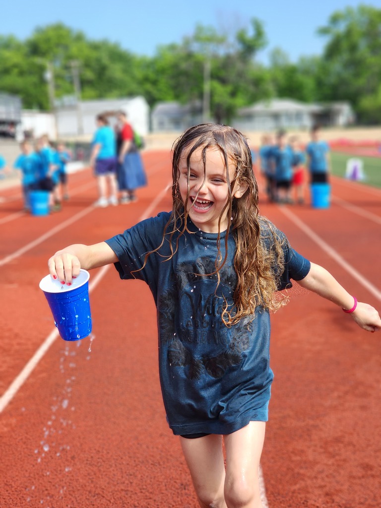 Students have fun at Field Day!